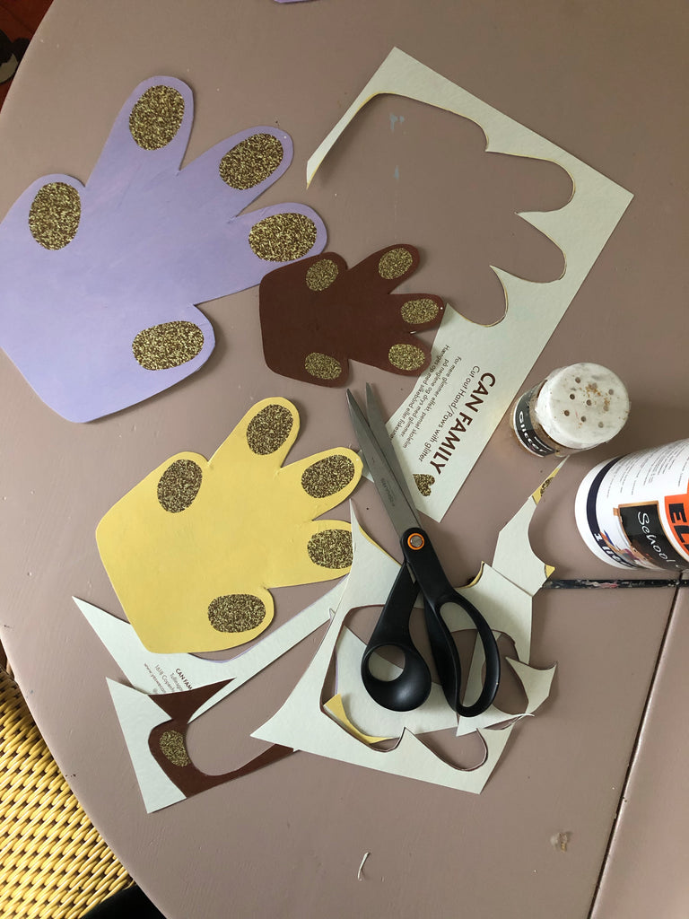 Can Family Cut out’s Hand/Paw Red